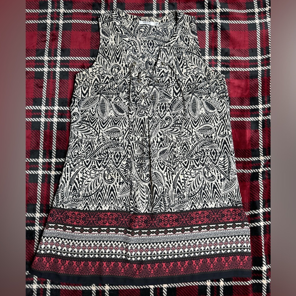 Ricki’s Sleeveless Boho Tie Front Grommet Top